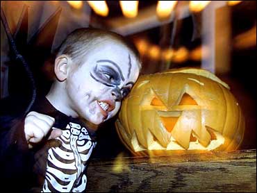 Halloween Scare Comes Early for &quot;MacheteWielding&quot; Mo. Teen CBS News