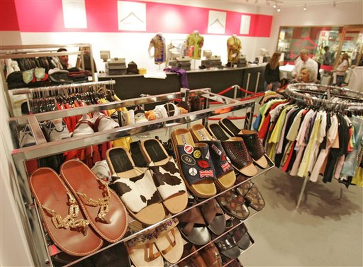 'Elton's Closet' Photo 11 Pictures CBS News