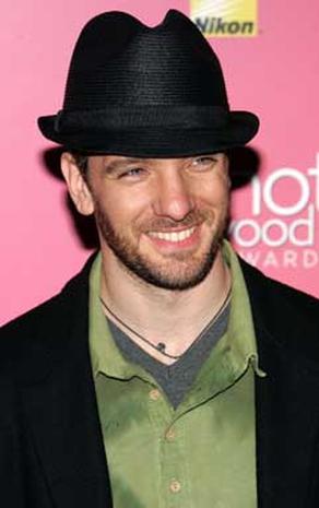 JC Chasez - Photo 1 - Pictures - CBS News
