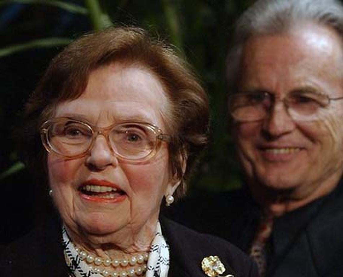 Jane Wyatt 19102006 Photo 2 CBS News