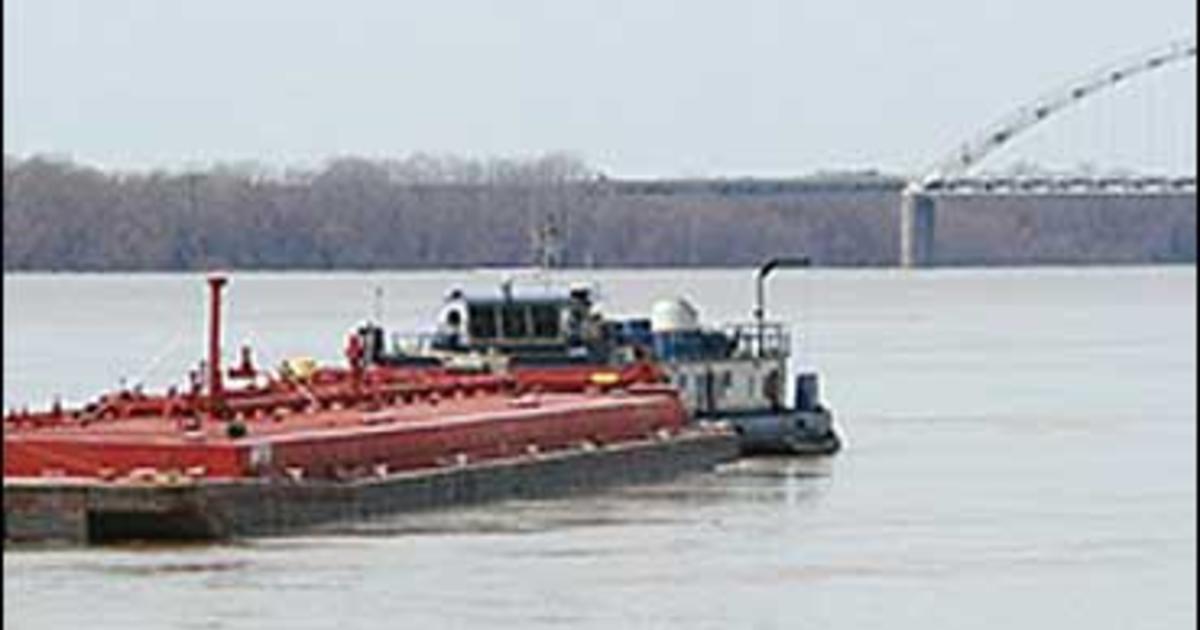Ohio River reopens to traffic after large oil spill CBS News