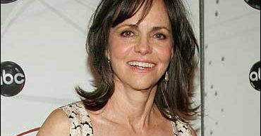 Sally Field Photo 4 Pictures Cbs News