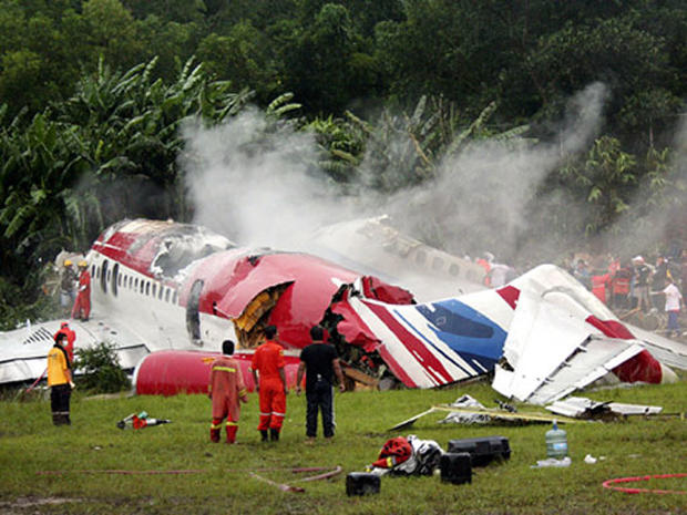 Plane Crashes In Thailand - Photo 1 - Pictures - CBS News