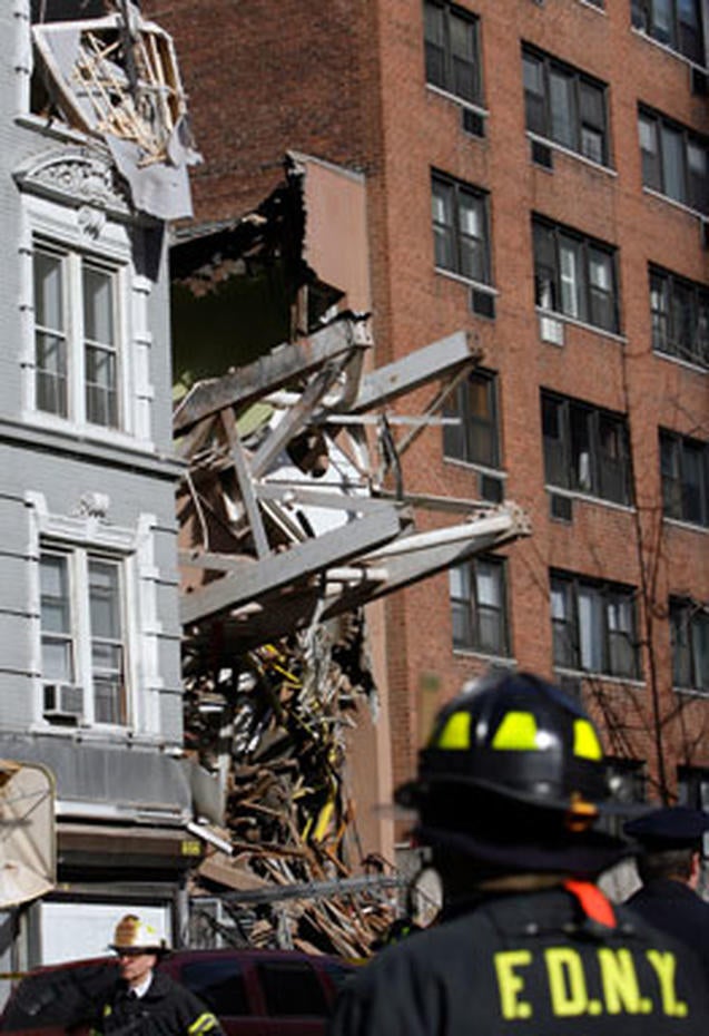 Deadly Crane Collapse Photo 1 Pictures CBS News