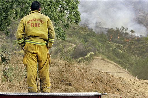 Sierra Madre Fire - CBS News