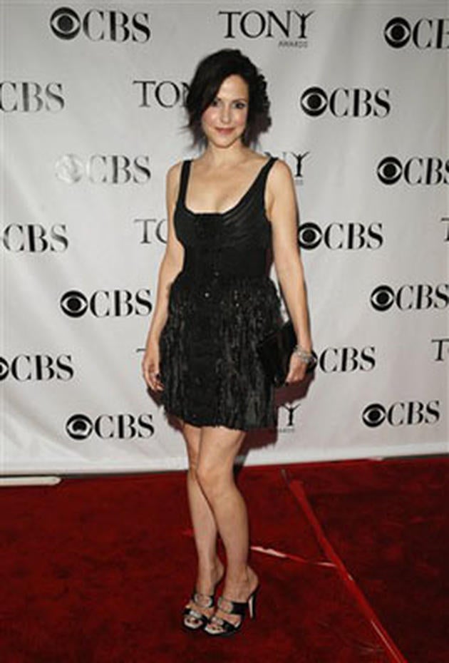 MaryLouise Parker Photo 9 CBS News