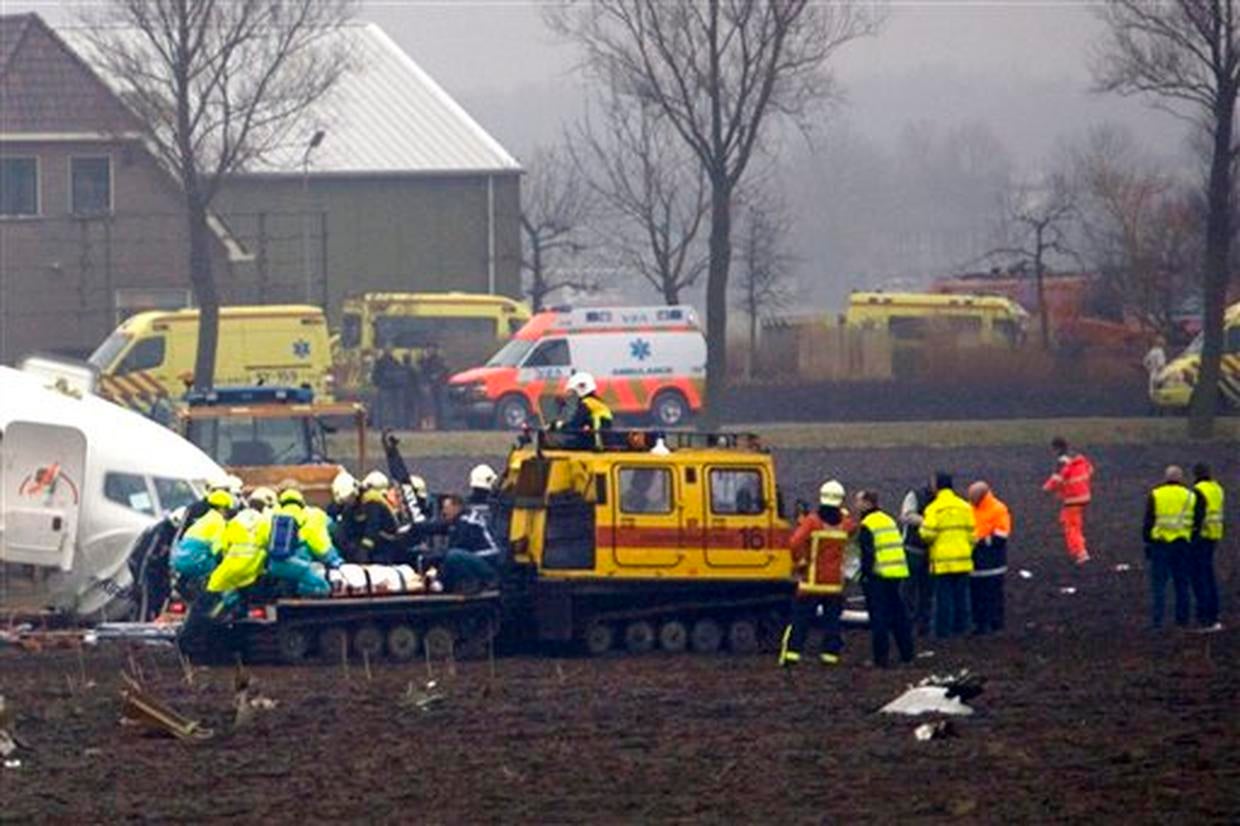 Turkish Airlines Crash Photo 17 CBS News