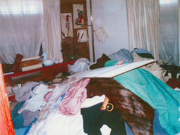 Inside Phillip Garrido's House - Photo 1 - CBS News