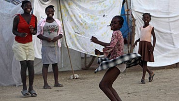 6 Haiti Orphans Head to New Homes in U.S. - CBS News