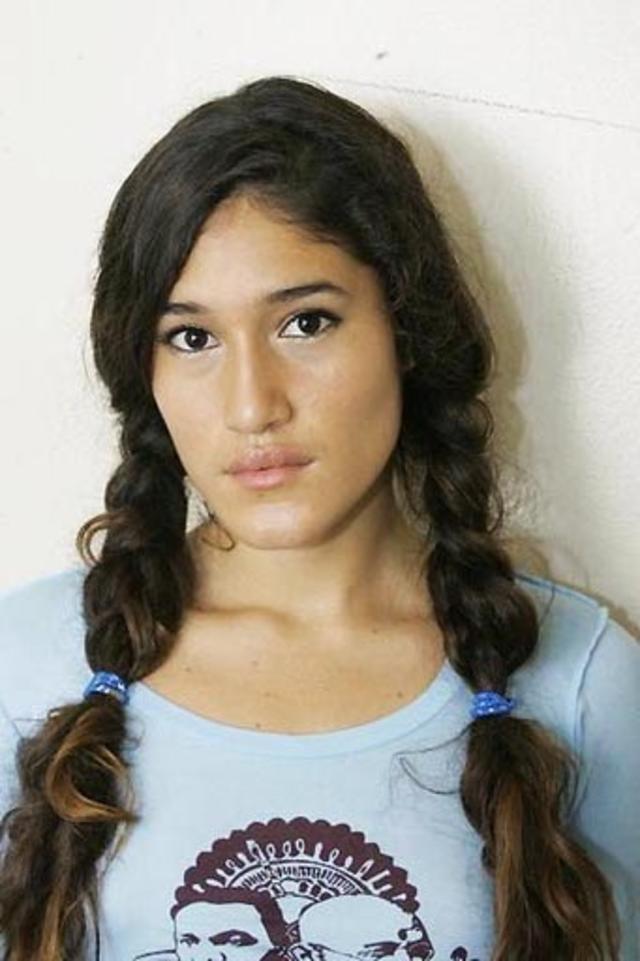 Q Orianka Kilcher Arrested At The White House Cbs News