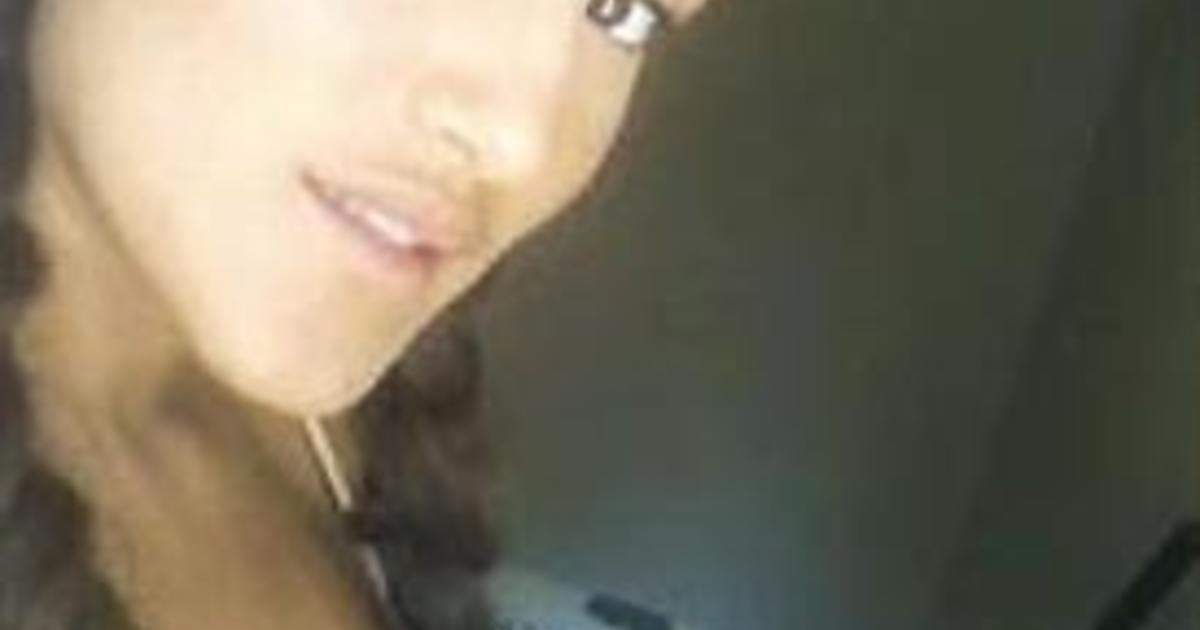 Q Orianka Kilcher Arrested At The White House Cbs News