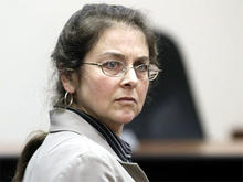 U.S. activist Lori Berenson attends a hearing in Lima, Peru, Aug. 16, 2010. A court has revoked her parole and ordered her back behind bars.