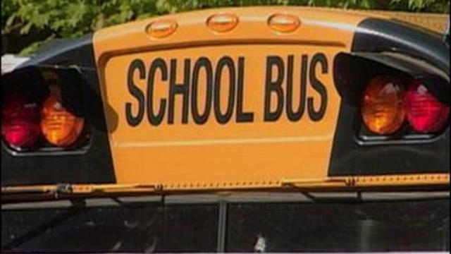 schoolbus.jpg 
