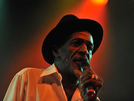 Reggae Legend Gregory Isaacs performs at the Sunset House of Blues in West Hollywood, Calif. on Wednesday, June 23, 2010 (AP Photo/Robert Kenney)