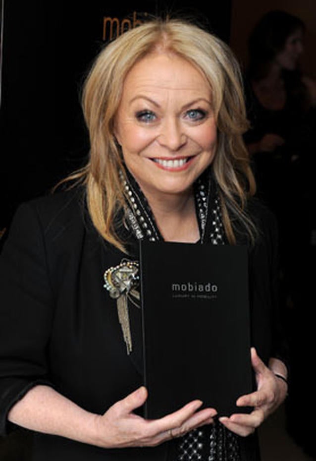 jacki weaver photo 10 pictures cbs news jacki weaver photo 10 pictures cbs news