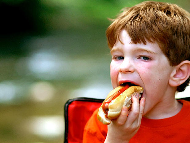 hot_dog_iStock_000001755412.jpg 