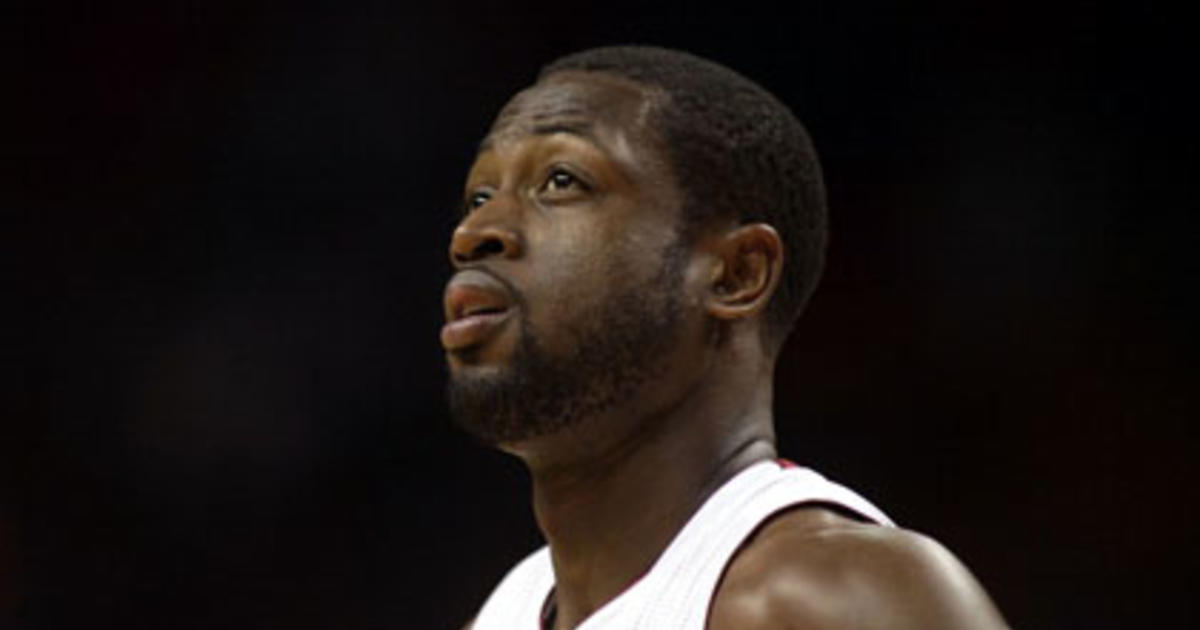 Wade Sits Out Miami Practice With Migraine - CBS Chicago