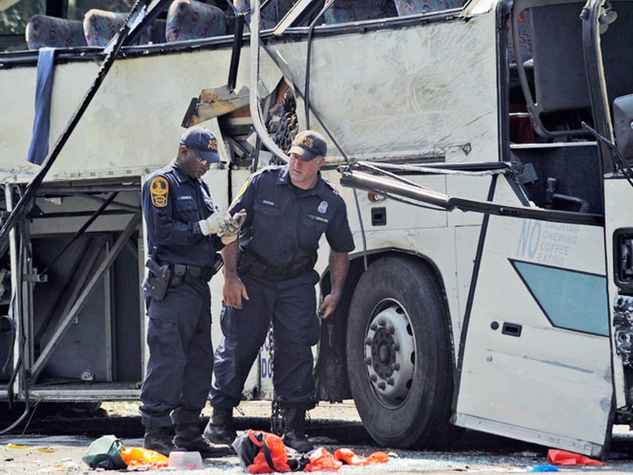 Driver charged in Va. bus crash that killed 4, hurt dozens Photo 2