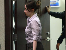 Casey Anthony Trial: Car air sample was "overwhelmingly strong," says "body farm" doctor