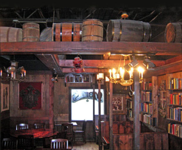 Monk's Pub 