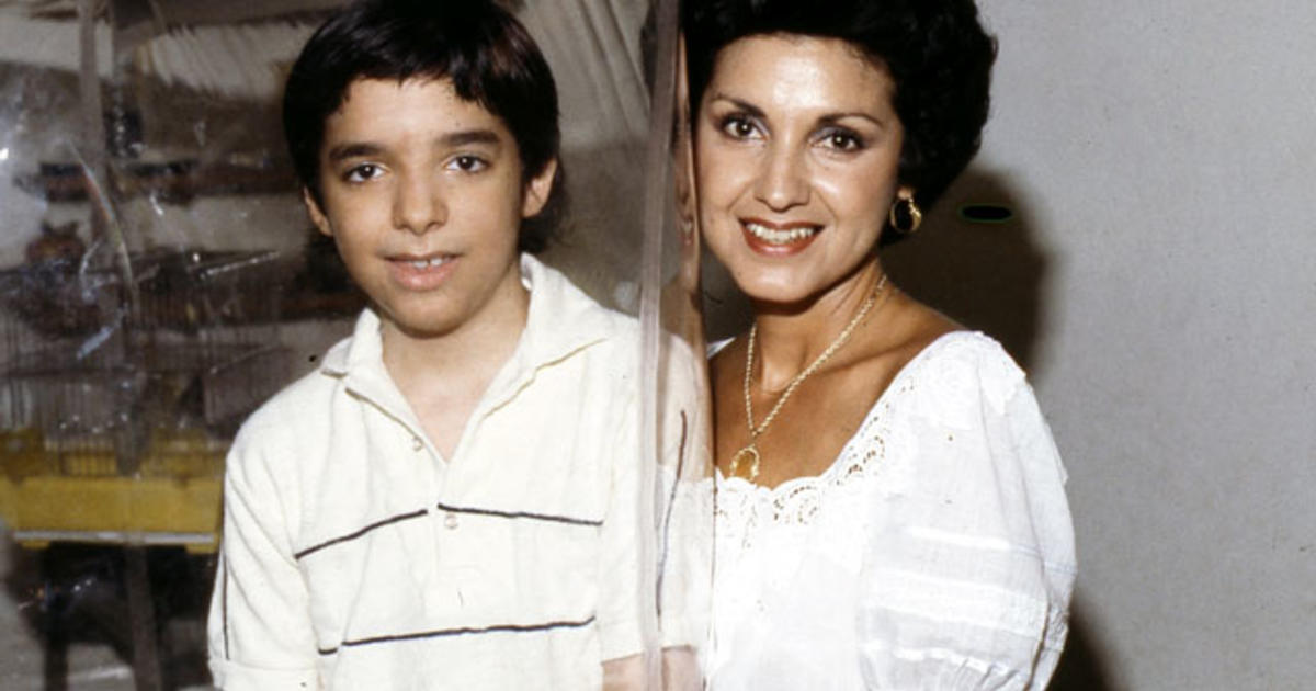 Bubble Boy 40 Years Later Look Back At Heartbreaking Case Cbs News