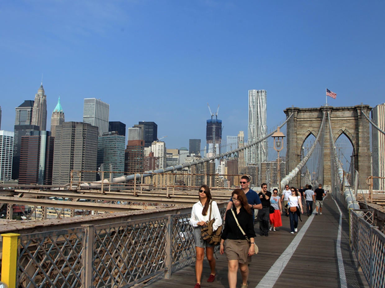 Brooklyn Bridge 2001 9/11 Then and now CBS News