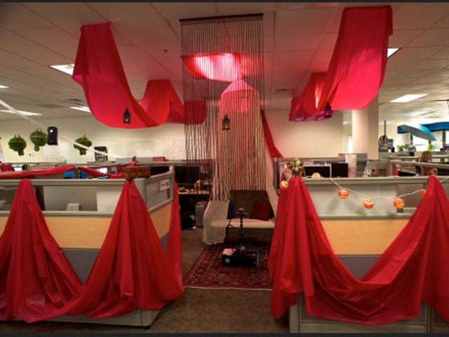 25 Cubicles Cooler Than Yours Pictures Cbs News