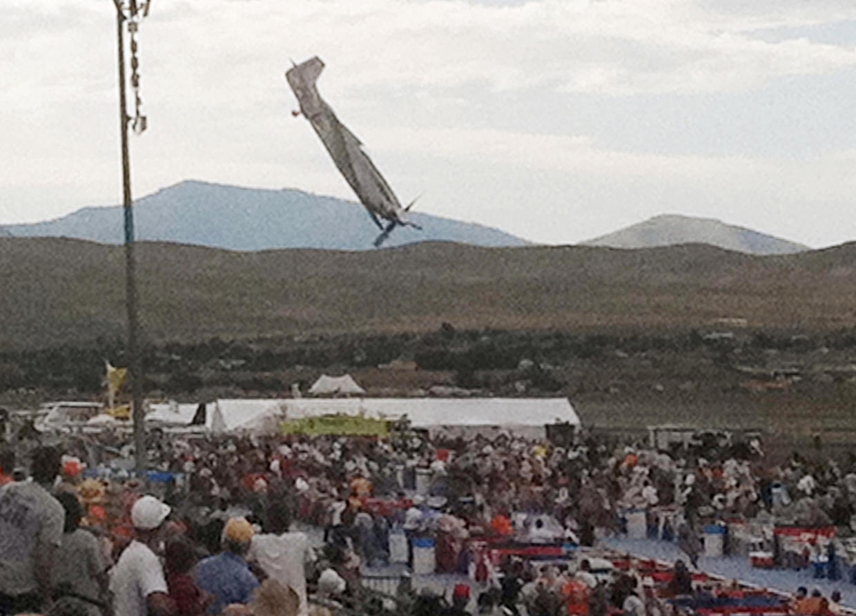 Deadly crash at Reno air races CBS News