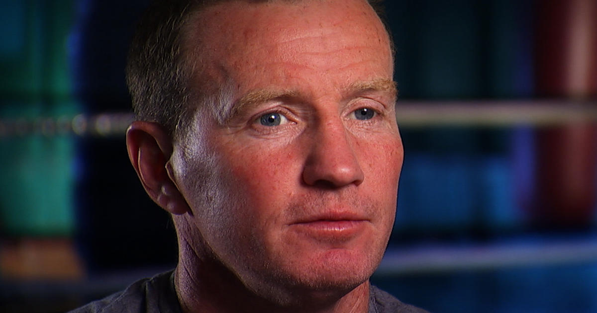 Micky Ward боксер