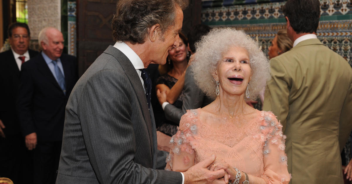 Duchess Of Alba 85 Marries For Third Time Cbs News