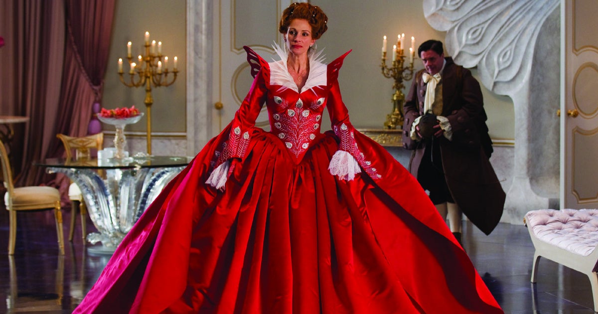 Sneak Peek At New Snow White Film Cbs News