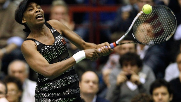 Venus Williams Almost Has Wardrobe Malfunction During Match Venus Williams Almost Has Wardrobe Malfunction During Match