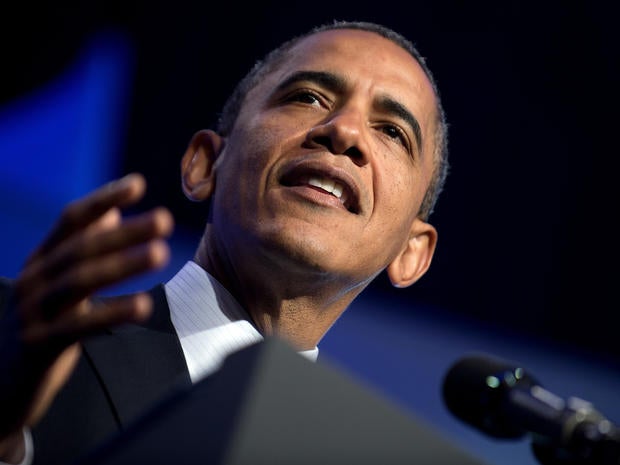 Obama blasts Romney on GOP budget plan