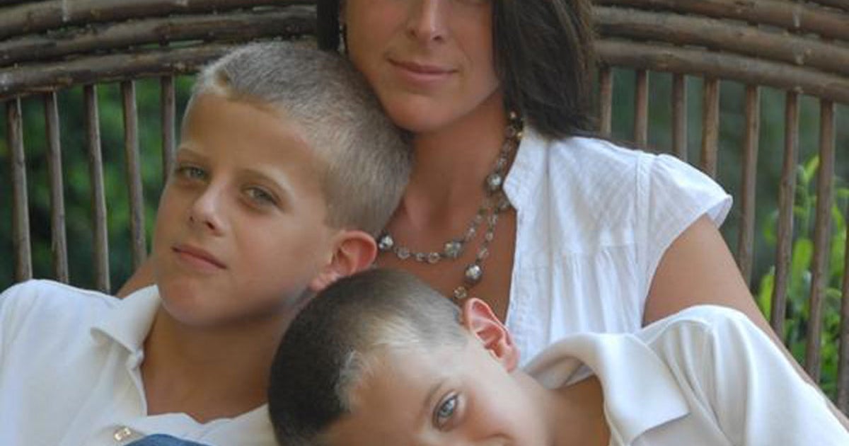 48 Hours Mystery Triple murder rocked Ill. town, reporter