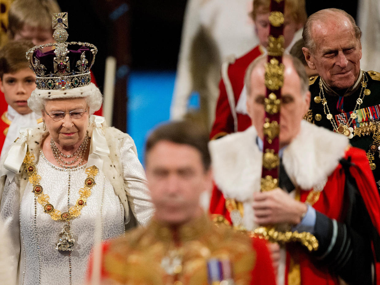 Queen Elizabeth Ii Opens Parliament Photo 1 Cbs News 