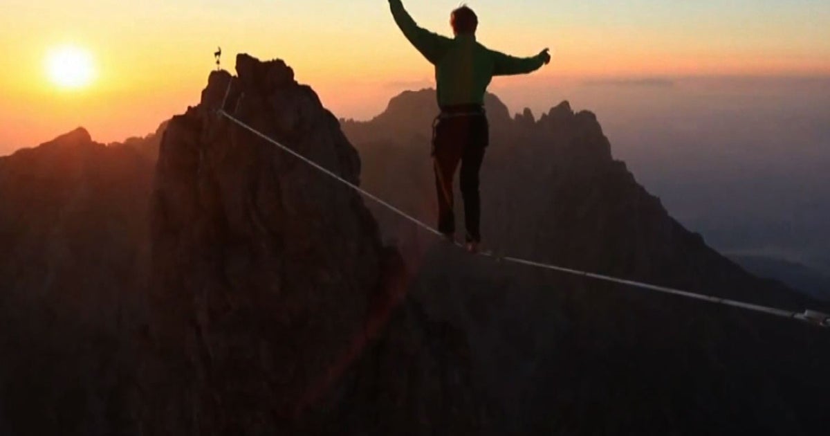 Highlining Slacklining 2.0? Extreme sport takes hold CBS News