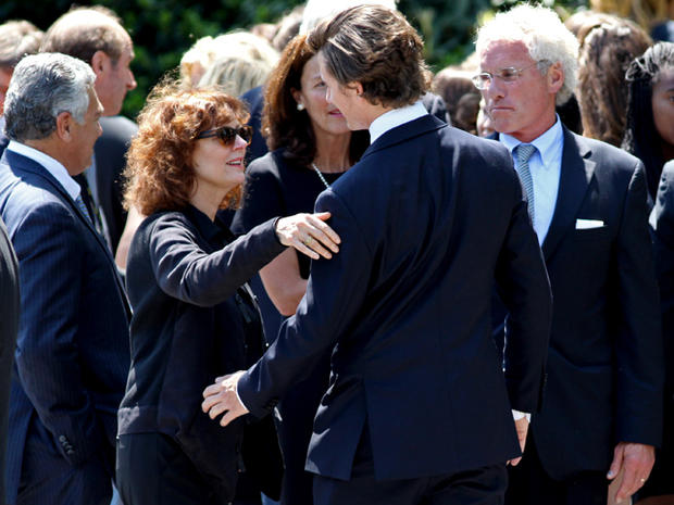 Mary Richardson Kennedy's funeral - Photo 1 - Pictures - CBS News