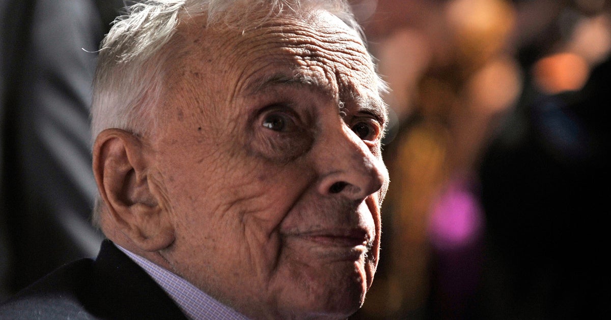 at home essays gore vidal Born eugene luther gore vidal burr, live from golgotha: the gospel according to gore vidal, and the essays he lived at his home in los angeles. at home essays gore vidal Born eugene luther gore vidal burr, live from golgotha: the gospel according to gore vidal, and the essays he lived at his home in los angeles.