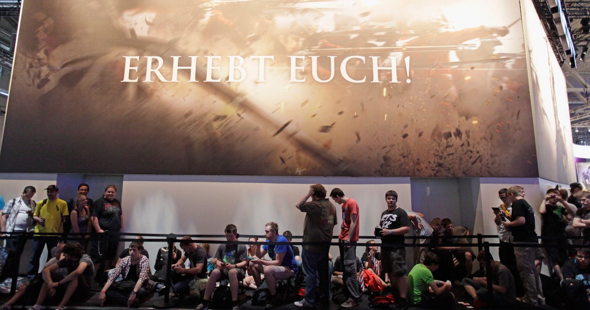 Gamescom 12 Gaming Convention Photo 8 Cbs News