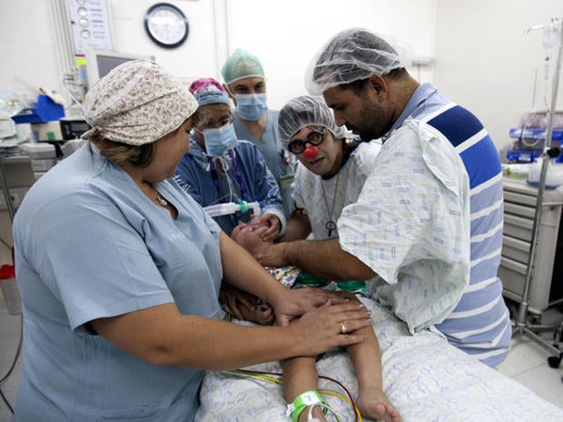 israel clown doctors