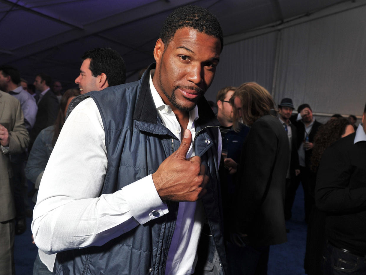 Michael Strahan Photo 8 Pictures Cbs News 