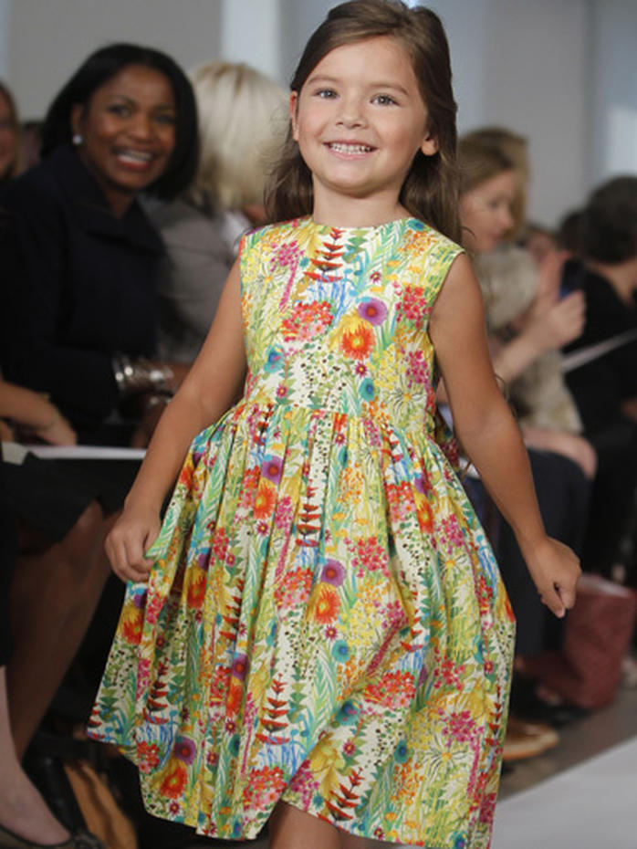 Cute kids on the runway - Photo 1 - Pictures - CBS News