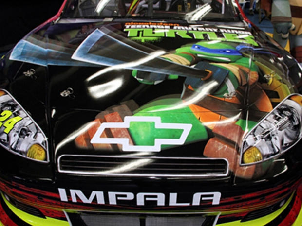 Jeff Gordon TMNT Car - Teenage Mutant Ninja Turtles - NASCAR 