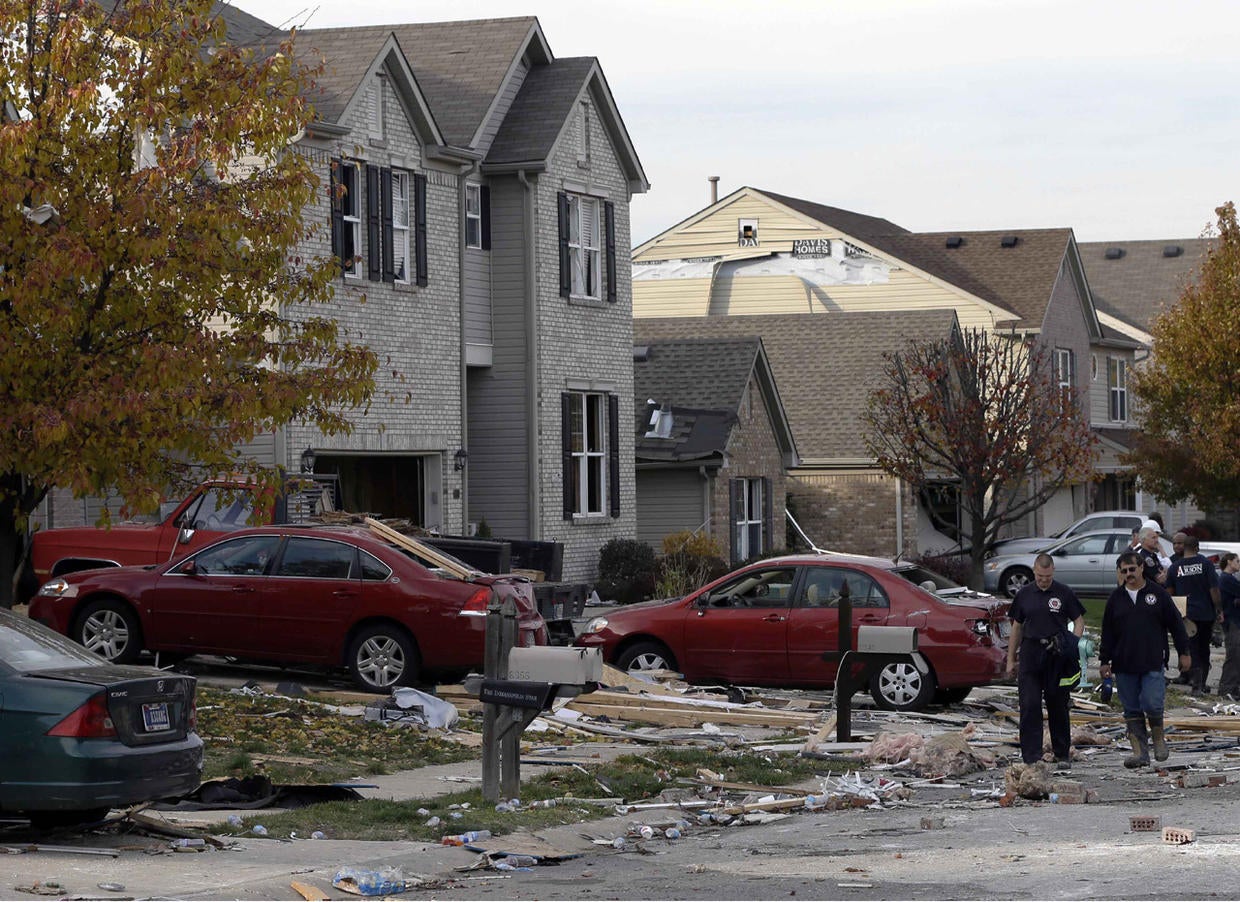 Explosion destroys homes in Indiana Photo 15 Pictures CBS News