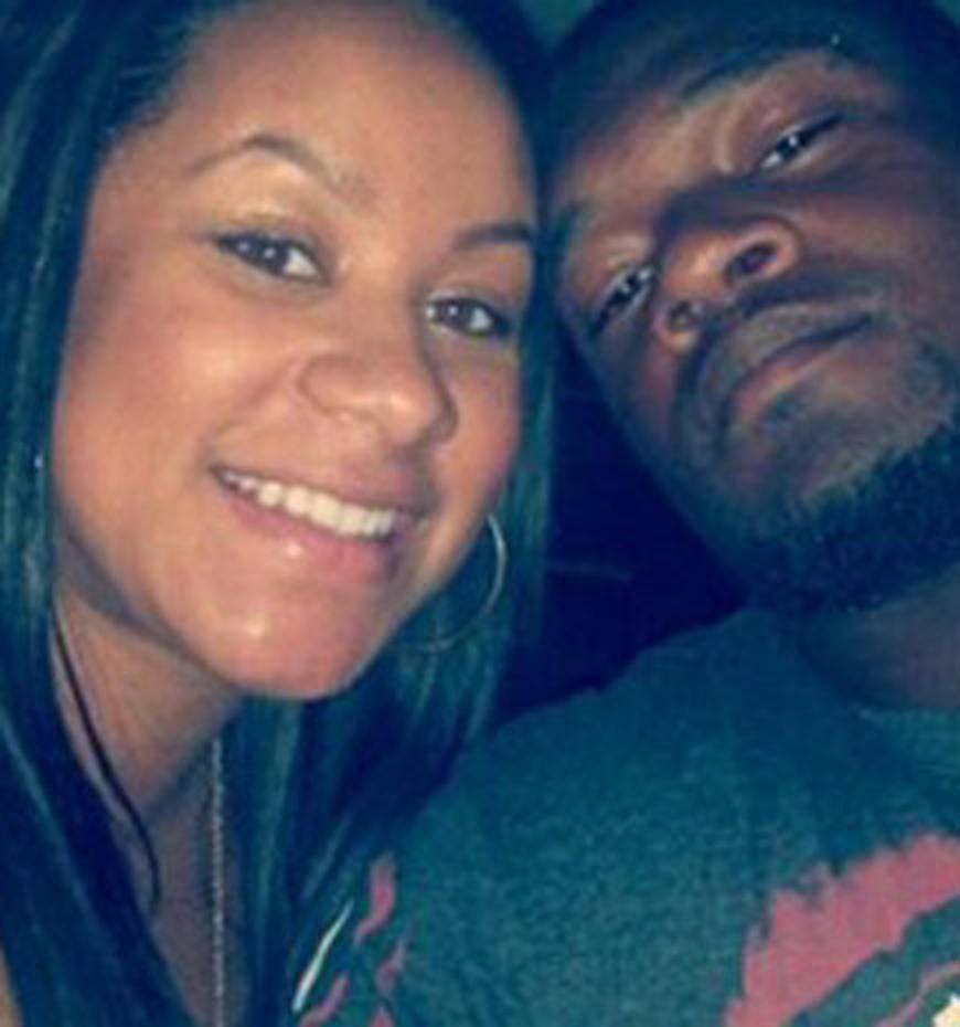 Cops NFL player kills girlfriend, then self Photo 15 CBS News