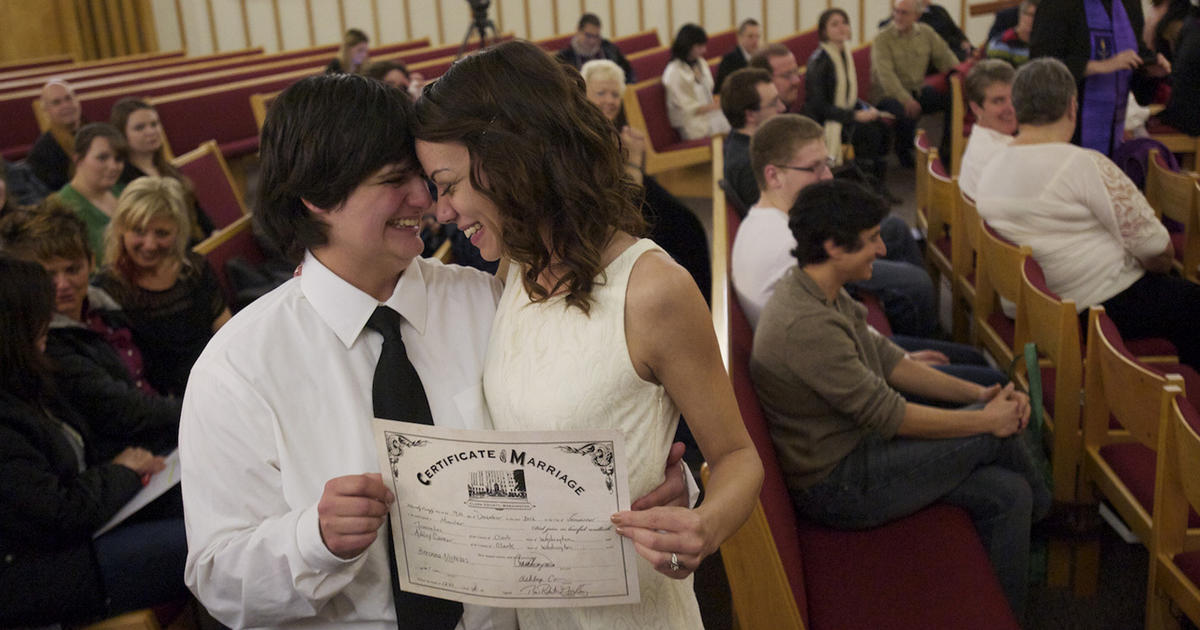 Same Sex Couples Get Married In Wash Photo 24 Pictures Cbs News