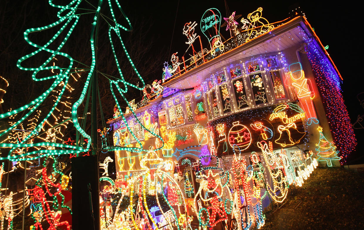 Stunning Christmas lights Photo 2 Pictures CBS News