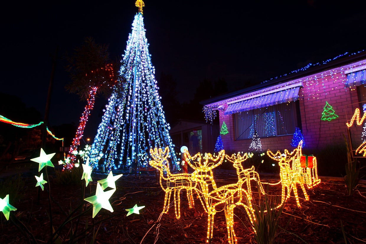 Stunning Christmas lights CBS News