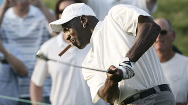 michael-jordan-golf-cigar1.jpg 