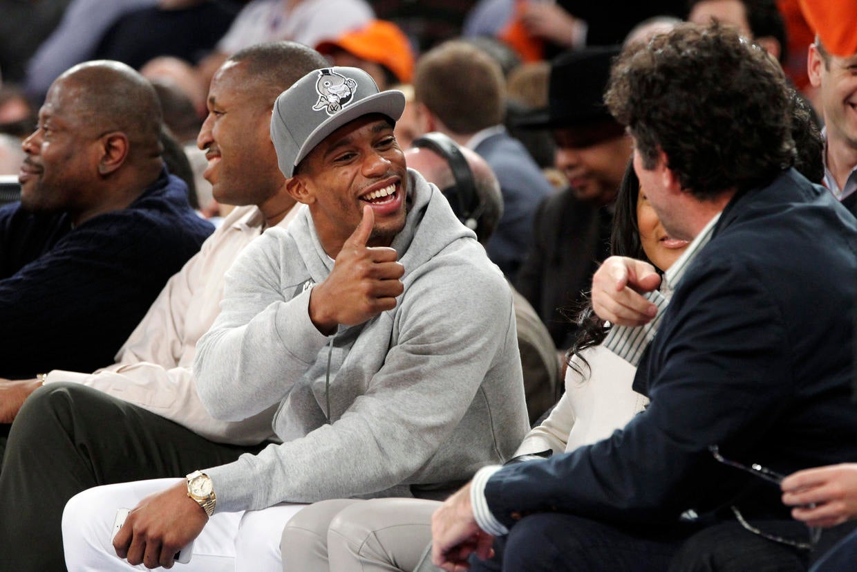 Celebrity sports fans Photo 4 Pictures CBS News